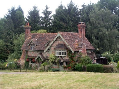 Photo of A beautiful old cottage in or near Dorking, Surrey, by Helaine Cummins - Pictures of England Royalty Free Stock Photos Pictures Of England, Storybook Homes, Fairytale Cottage, Storybook Cottage, Casas Coloniales, Cottage Cabin, Beautiful Cottages, Old Cottage, Dream Cottage