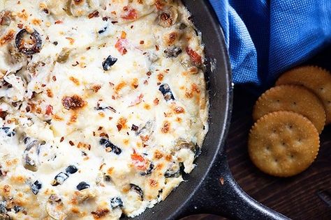 Olive Cheese Dip Recipe, Hot Olive Dip, Olive Cheese Dip, Olive Dip Cream Cheese, Olive Dip, Cheesy Dip, Cheese Dip Recipes, Creamy Dip, Black Olives