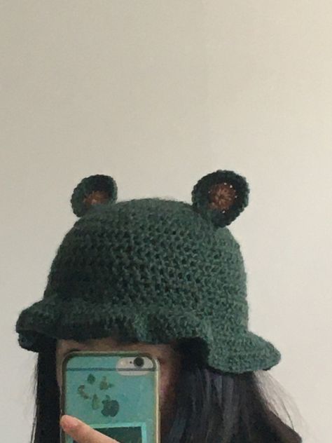 Things To Crochet With Dark Green Yarn, Dark Green Crochet Ideas, Dark Green Yarn Crochet Ideas, Dark Green Crochet Top, Croshet Hat, Crochet Dark Green, Trendy Green Crochet Bucket Hat, Dark Green Crochet, Adjustable Green Crochet Bucket Hat