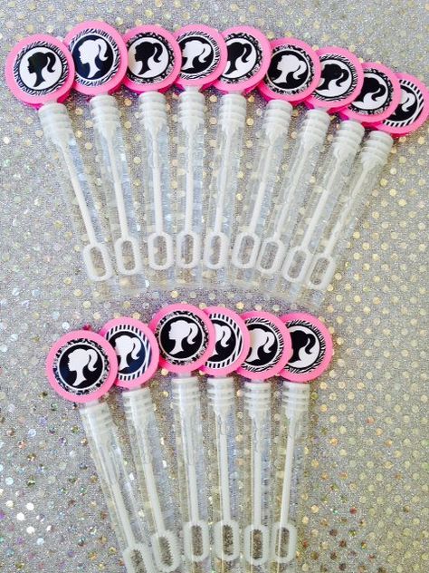 Doll Birthday Party, Parisian Party, Barbie Theme Party, Barbie Birthday Party, Barbie Theme, Bubble Wands, Barbie Birthday, Barbie Party, Princess Jasmine