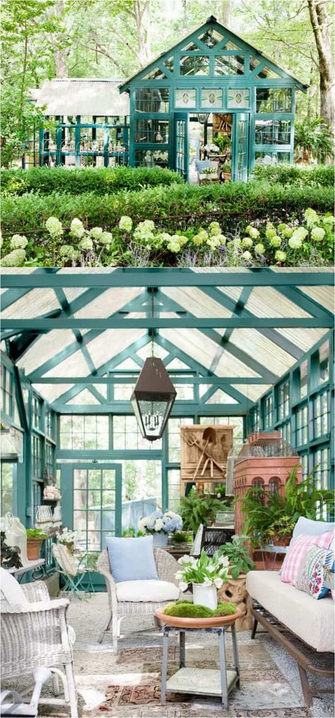 12 Most Beautiful DIY Shed Ideas with Reclaimed Windows - A Piece Of Rainbow Serre Diy, Diy She Shed, Diy Sheds, Reclaimed Windows, Backyard Layout, Indoor Greenhouse, Greenhouse Ideas, Greenhouse Interiors, Greenhouse Effect