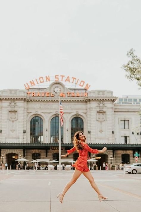 Book these U.S. summer travel destinations right now for perfect Instagram moments that won’t break the bank! Whether you’re looking for a trip with friends or a solo adventure, put these spots at the top of your list.    #summer #summertravel #summerdestinations Denver Photoshoot, Denver Travel Guide, Colorado Scenery, Denver Photography, Things To Do In Denver, Union Station Denver, Denver Travel, Summer Travel Destinations, Colorado Summer