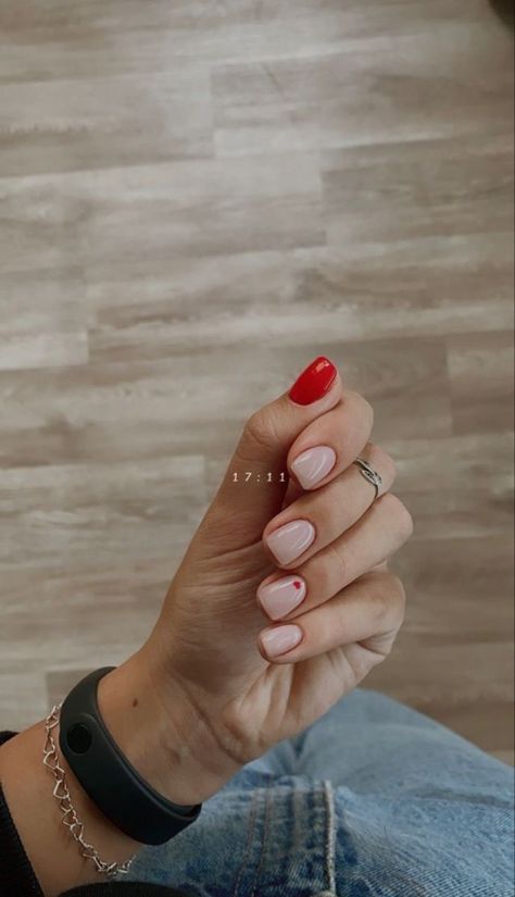 Townhouse Nails, Nail Colora, Funky Fingers, Minimal Nails Art, Happy Nails, Minimal Nails, Shiny Nails, Cute Gel Nails, Neutral Nails