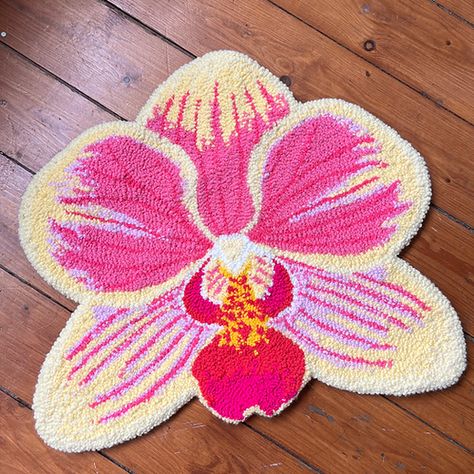 Orchids | mysite Tufting Ideas Flower, Tufted Rug Inspiration, Flower Tufted Rug, Flower Rugs, Fun Rug, Trendy Rugs, Cute Rugs, Tufting Rugs, Diy Moss