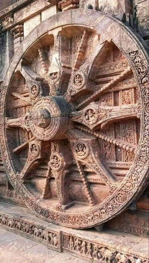 wheel of Sun God s chariot at Konark Temple Ancient Indian Scriptures, Ancient Indian History Aesthetic, Konark Temple, God Venkateswara Images Hd Wallpaper, Historical Sculptures, Ancient Indian Art, Ancient Drawings, Indian Temple Architecture, India Architecture