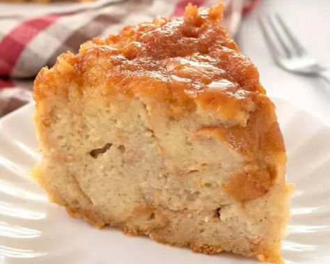 25 Of The Most AMAZING Puerto Rican Dessert Recipes Puerto Rican Desserts Easy, Puerto Rican Dessert Recipes, Puerto Rican Mojadito Cake, Puertorican Desert, Pastelles Puerto Rican, Puerto Rican Bread Pudding, Puerto Rican Cookbook, Bread Pudding Easy, Puerto Rico Food