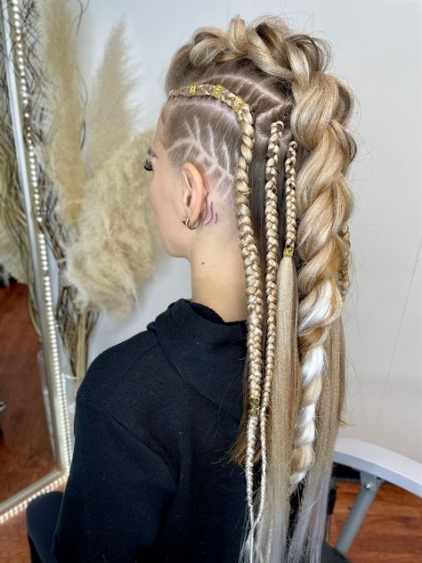 Viking Hair Undercut, Undercut Updos Wedding, Viking Braids With Undercut Women, Viking Braids Female Shaved Sides, Viking Hair Shaved Sides, Undercut Updo Hairstyles Wedding, Women Viking Hair, Norse Hairstyles, Viking Women Hairstyles