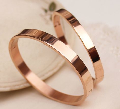 A simple but stunning, rose gold stackable bangle design by JewelPalors via etsy. #rosegold #bracelets Gold Bracelet Simple, Stackable Bangles, Rose Gold Bangle, Silver Plated Bracelet, Mens Gold Bracelets, Bangles Jewelry Designs, Gold Bangles Design, Bangle Designs, Gold Bangle