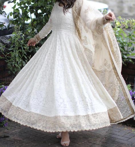 White Frock Suit, Dua E Khair, White Salwar Suit, Frock Suit, White Churidar, Churidar Neck, White Frock, Desi Dress, Designer Anarkali Dresses