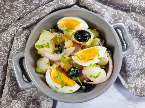 Romanian Potato Salad Recipe Red Onion Relish, Onion Relish, Spanish Onion, Vinegar And Water, Potatoe Salad Recipe, Deviled Eggs, Grilled Meat, Yummy Foods, Try Something New