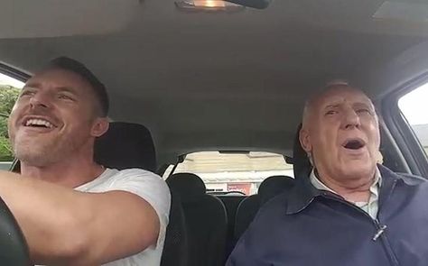 Video Of Son Connecting With Dad With #Alzheimer's Through Song Goes Viral Miss My Dad, Carpool Karaoke, Brain Gym, Looking For People, Old Singers, Sing To Me, Senior Fitness, Alzheimers, Father And Son