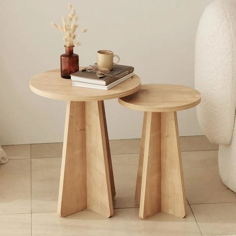 27 Nesting Tables That Save Space and Actually Look Stylish Nesting End Tables, Stylish Side Table, Low Coffee Table, Home Coffee Tables, Living Room Shelves, Room Shelves, Nesting Coffee Tables, Living Room Side Table, Living Room End Tables