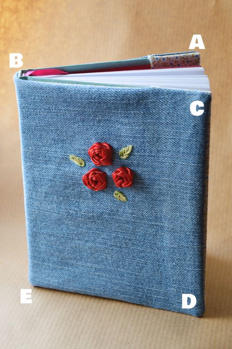 Hardcover Photo Book, Fabric Book Covers, Book Cover Diy, Diary Covers, Fabric Journals, Beginner Sewing Projects Easy, Denim Crafts, Sewing Book, Fabric Book