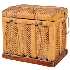 Japanese Basket, Japanese Storage, Bamboo Baskets, Modern Baskets, Love Baskets, Taisho Period, Japanese Bamboo, Woven Chair, Japanese Furniture