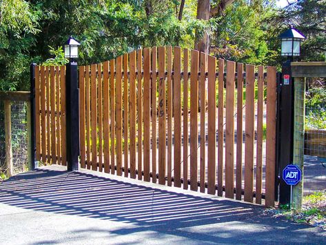 Residential Gate, Driveway Gate Diy, Picket Fence Gate, Picket Gate, Wooden Gates Driveway, Yard Gate, Gate Fence, Custom Gates, Entrance Gates Design