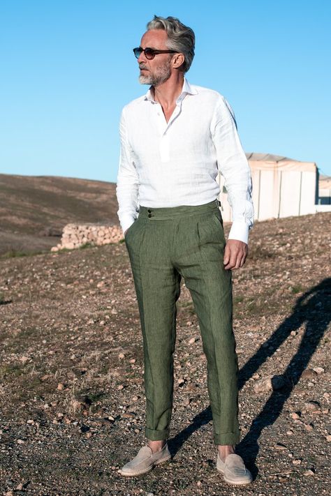 Suede Loafers Outfit, Linen Pants Outfit Men, Green Linen Trousers, Pini Parma, Green Linen Pants, Linen Pants Outfit, Loafers Outfit, Pants Outfit Men, Formal Men Outfit