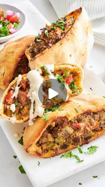 Hawawshi Recipe, Beef Pita, Pita Recipe, Pita Recipes, Egyptian Food, Beef Meat, Cook Up A Storm, Middle Eastern Recipes, Bell Peppers