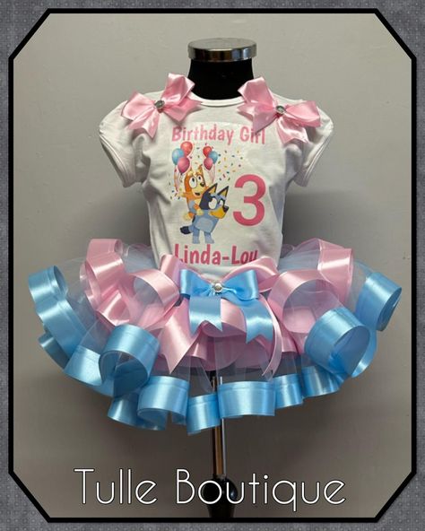 Bluey 💗 #bluey #blueybirthday #blueybirthdayparty #blueybirthdaytheme #dressupideasforkids #kidstutu #kidstutudress #tutudress #tutusets #tutudresses #childrenscostumes #tutudressbaby #tutusetsforsale #birthdaypartydress #girlspartydresses #girlstutudresses #fun #party #halloweencostume #worldbookday #fancy #dresses #bookweekcostume #onlineshopping #dressup #cosplay #sparklydress Party Outfit Dress, Kids Tutu Dress, Bluey Birthday Party, Ribbon Trim Tutu, Birthday Party Outfit, Ripped Jeans Outfit, Bluey Birthday, Kids Tutu, Book Week Costume