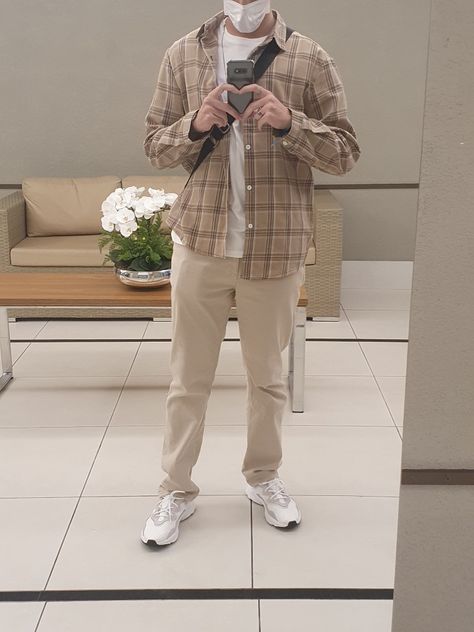 #mensfit #outfit #men #beige #cream #adidas #ozweego Beige And White Outfit Men, Cream Color Pants Outfit Men, Cream Flannel Outfit Men, Beige Fits Men, Adidas Ozweego Outfit Man, Adidas Oswego Outfit, Men Beige Pants Outfit, Cream Shoes Outfit Men, Beige Shoes Outfit Men