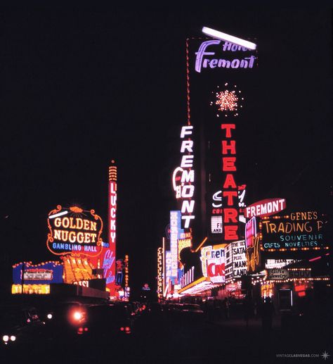 Las Vegas Aesthetic Vintage, Las Vegas Aesthetic, Laughlin Nevada, Vegas Aesthetic, Vegas Photos, Old Vegas, Las Vegas Sign, Las Vegas Photos, Vegas Vacation