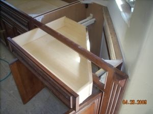 Angled Wall, Drawer Tracks, Corner Drawers, Kitchen Setup, Condo Kitchen, Kitchen Cabinet Drawers, Carpentry Projects, Cabinet Boxes, Diy Cabinets