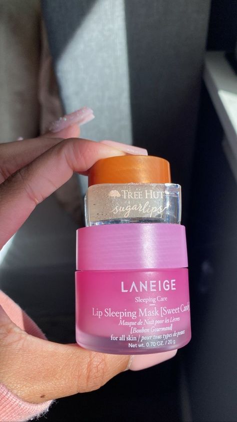 Laneige Lip, Shower Skin Care, Laneige Lip Sleeping Mask, Pretty Skin Care, Foto Baby, Lip Sleeping Mask, Body Care Routine, Sleeping Mask, Body Skin Care Routine