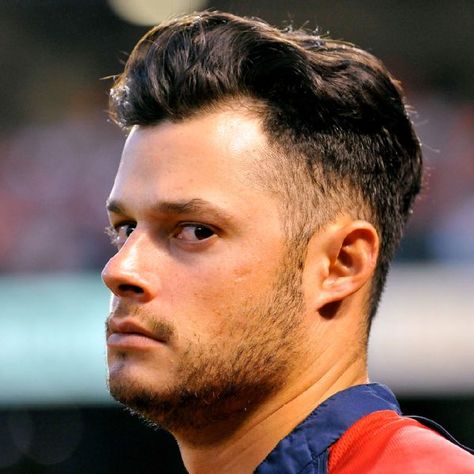 joe kelly red sox | Meet Joe Kelly, skateboarder turned starter - Boston Red Sox Blog ... Joe Kelly, Dansby Swanson, Cody Bellinger, Baseball Guys, Mlb Players, Sf Giants, Skateboarder, Let's Talk About, Play Ball