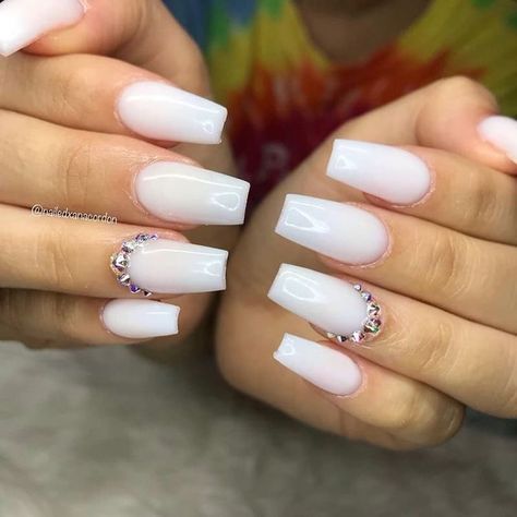 Milk Nails, Melanin Makeup, Nail Options, Matte Acrylic Nails, Poppin Nails, Natural Nail Art, White Manicure, Milky Nails, Nail Trend