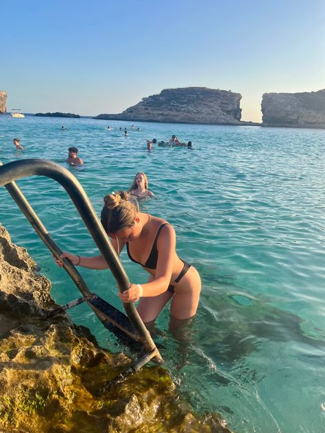 Malta Aesthetic Outfits, Malta Instagram Pictures, Malta St Julien, Malta Picture Ideas, Malta Photoshoot, Mallorca Photo Ideas, Malta Outfit Ideas, Malta Photo Ideas, Malta Outfits