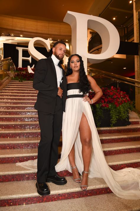 Stephen Curry And Ayesha Curry, Stephen Curry Ayesha Curry, Stephen Curry Photos, Count Von Count, The Curry Family, Curry Pictures, Wardell Stephen Curry, Espy Awards, Ayesha Curry