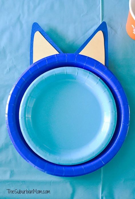 Bluey Birthday Present, Bluey Play Dough, Outside Bluey Party, Bluey Birthday Plates, Bluey Birthday Party Simple, Bluey Camping Party, Bluey Birthday Party Two, Bluey 2 Birthday Party, Diy Bluey Craft