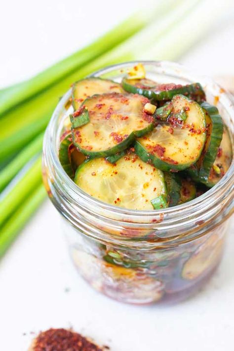 Medical Medium: Spicy Cucumber Chips - now at www.medicalmedium.com Medical Medium Recipes, Mm Recipes, Wfpb Vegan, Cleansing Foods, Cucumber Chips, Spicy Cucumber, Clean Lunches, Medium Recipe, Anthony William