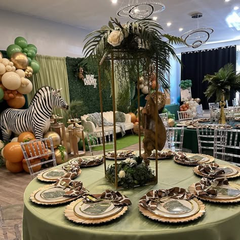 Jungle Safari Themed Baby Shower Ideas – Cuddle Palette Safari Baby Shower Table Setting, Jungle Book Baby Shower Ideas, Safari Centerpieces Baby Shower Ideas, Animal Theme Baby Shower Ideas, Jungle Centerpieces Ideas, Zoo Themed Baby Shower Ideas, Baby Shower Jungle Theme Boy, Centerpiece Ideas Party, Baby Shower Ideas Jungle Theme