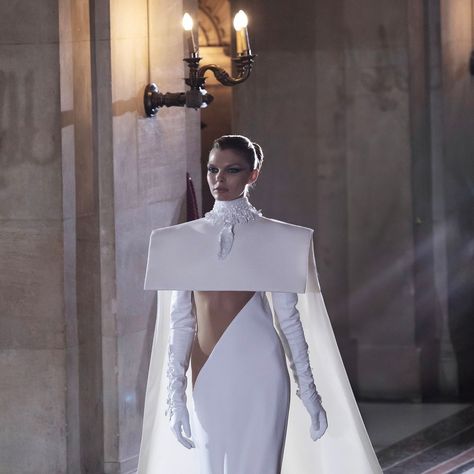 Stephane Rolland (@stephanerolland_paris) • Instagram photos and videos Textile Book, Structural Fashion, Book Photos, Stephane Rolland, Cape Dress, Winter 2023, Fall Dresses, Crystal Beads, Cape