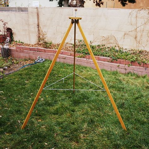 Diy Tripod, Old Milk Jugs, Diy Camera, Mobile Stand, Electronics Mini Projects, Camera Tripod, Tripod Stand, Animal Habitats, Vintage Camera