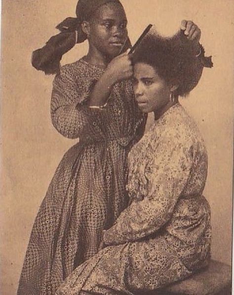 Black Girl' Hairy-tales African Hair History, Black Hair History, Hair History, African American Culture, Vintage Black Glamour, Black Photography, New Hairstyle, African Diaspora, Photo Vintage