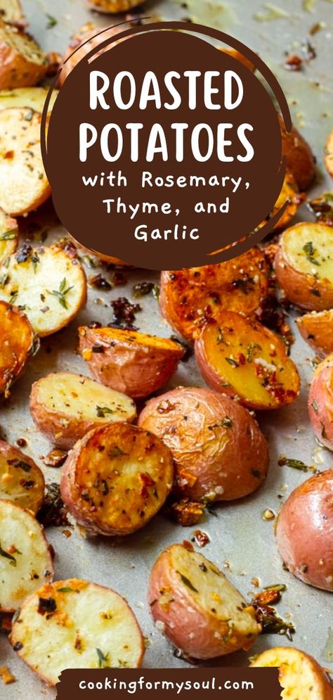 Roasted Potatoes With Rosemary, Roasted Potatoes And Carrots, Rosemary Roasted Potatoes, Rosemary Potatoes, Herb Roasted Potatoes, Roasted Potato Recipes, Potato Recipes Side Dishes, Potato Side Dishes, Favorite Side Dish