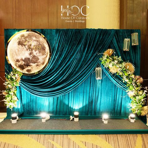 🌟 Under the moon’s gaze, olive green and golden tones shine bright, capturing a night of pure elegance. #eventunderthemoon #chandeliermagic #luxuryindetail #timelessbeauty #olivegreenevents #chandeliersandcrystals #glamourousdecor #eventmagic #weddinginspo #oliveandgolddecor #houseofcurators #luxurycelebrations Balloon Birthday Themes, Simple Stage Decorations, Business Club, Wedding Stage Design, Balloon Birthday, Pure Elegance, Under The Moon, Motion Graphics Design, Wedding Stage