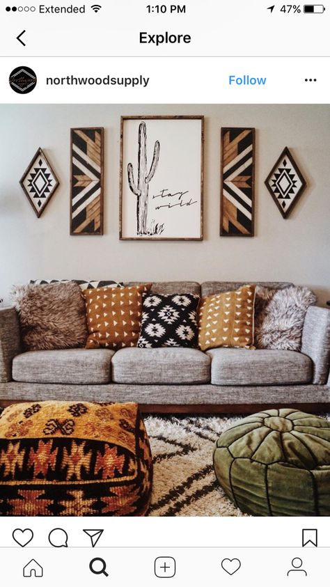 a little too specifically "south-west" but I like the colours, textures, and graphic prints. Would prefer it less 'american' and more 'african' or even 'moroccan' personally. Trendy Living Rooms, Bohol, Trendy Bedroom, Natural Home Decor, Cool Ideas, A Living Room, Home Fashion, My New Room, Decor Rustic