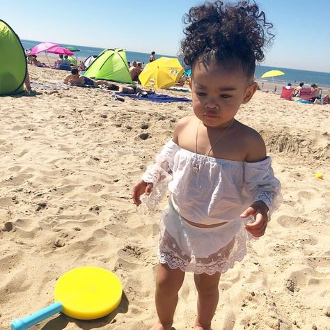 Quenisha Qiana, Family Affair, Future Baby, Mini Me, Two Piece Dress, Piece Dress, Baby Pictures, Kids Hairstyles