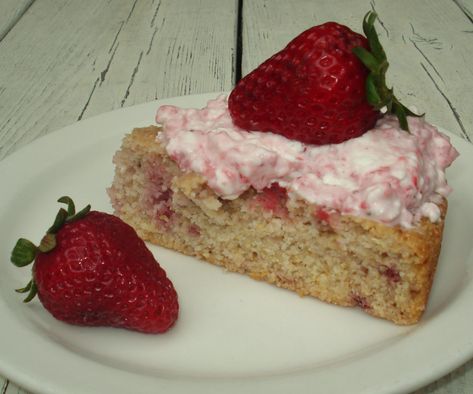 Strawberry Cake - Native American Style Recipe Dessert Recipes Indian, Cherokee Food, Native American Food, Native Foods, Strawberry Dessert Recipes, American Desserts, America Food, Strawberry Dessert, Strawberry Cake Recipes