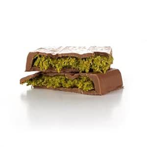 Pistachio and Kadaif Dubai chocolate bar Dubai Chocolate Bar Recipe, Dubai Viral Chocolate, Dubai Chocolate Bar, Dubai Pistachio Chocolate Bar, Viral Dubai Chocolate Bar, Honey Breakfast, Pistachio Baklava, Chocolate Fruit, Turkish Delight