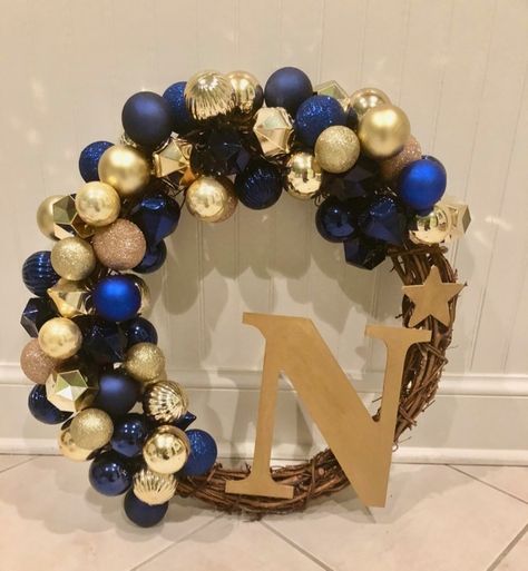 How to Make an Initial Ornament Wreath (Army Navy Game Decor Idea) Army Navy Game, Navy Decorations, Football Themed Desserts, Go Navy Beat Army, Army Navy Football, Game Crafts, Navy Families, Navy Football, Navy Decor