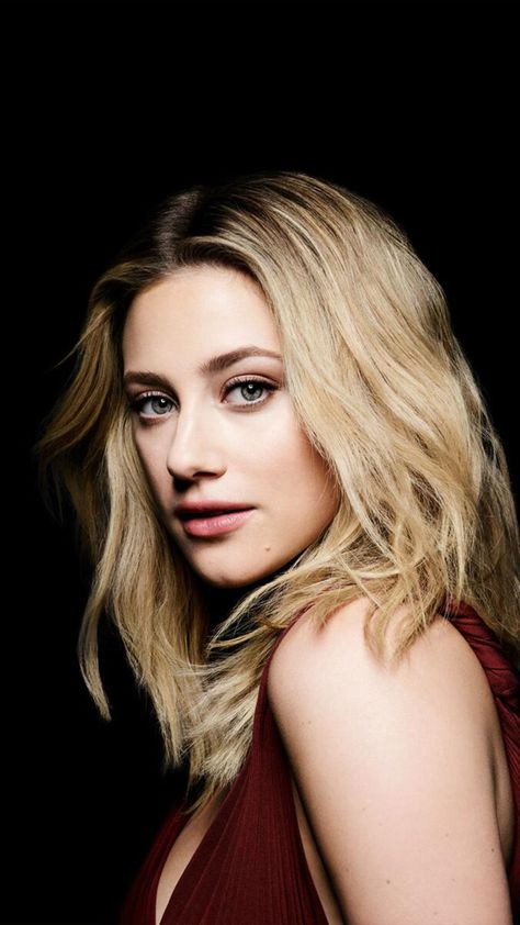 Lili Reinhart Photoshoot 2021 Dark Background Lili Reinhart Photoshoot, Hd Mobile Wallpaper, Blonde Celebrities, Background 4k, Betty Cooper, Lili Reinhart, Celebrity Wallpapers, Dark Background, Ultra Hd