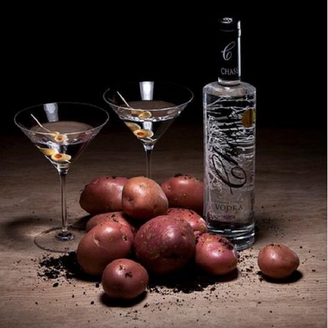 National Potato Day, Potato Barrel, Potato Vodka, How To Make Vodka, Vodka Labels, Homemade Liquor, Vodka Brands, Dry Vermouth, Vodka Martini