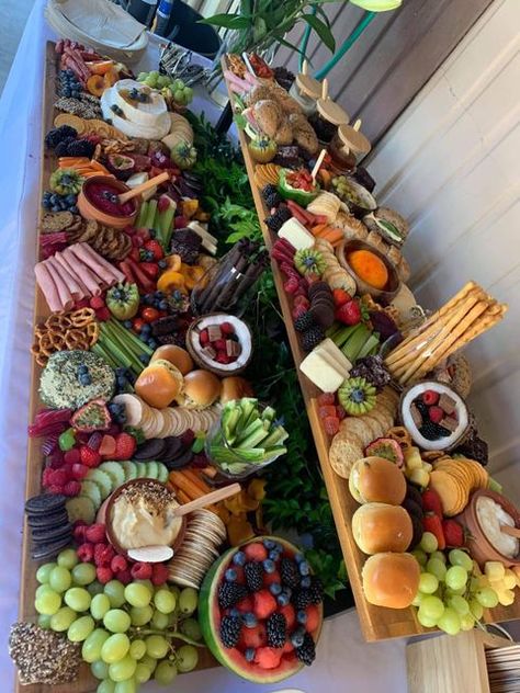 Oztima Grazing Boards Making beautiful Grazing Boards for every occasion, make your next party a smashing display which our boards. Graze Table, Nye Dinner, Grazing Boxes, Xmas Table Decorations, Grazing Board, Party Food Buffet, Food Buffet, Grazing Table, Board Cheese