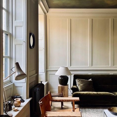 Considered Things, London Townhouse, Georgian Architecture, Wrecking Ball, Georgian Homes, Painted Ceiling, Living Room Inspo, A Living Room, Best Interior