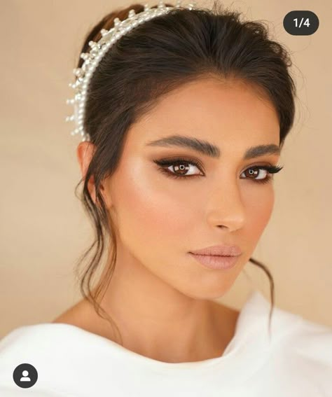 Bridesmaid Makeup For Hooded Brown Eyes, Bridal Eyeliner, Bridal Makeup For Deep Set Eyes, Wedding Makeup Tanned Skin, Bridal Makeup For Tan Skin, Simple Fall Wedding Makeup Brown Eyes, Bridal Makeup Brown Eyeshadow, Wedding Makeup For Dark Hair, Bridal Makeup For Small Eyes