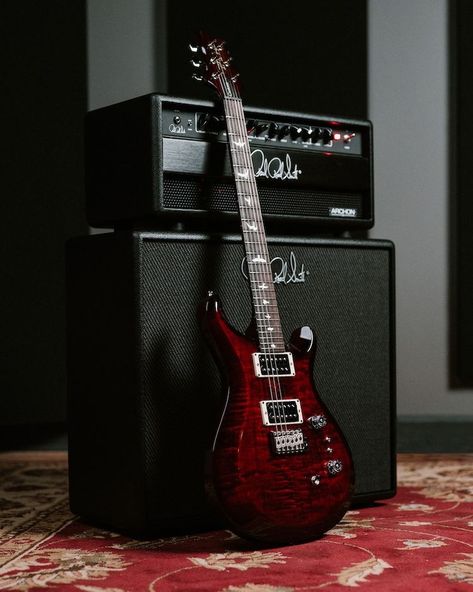 Electric Guitar Models, Paul Reed Smith Guitars, Guitar Fingers, Red Electric Guitar, Red Guitar, Prs Guitars, Famous Guitars, Electric Guitar Design, Jerry Cantrell