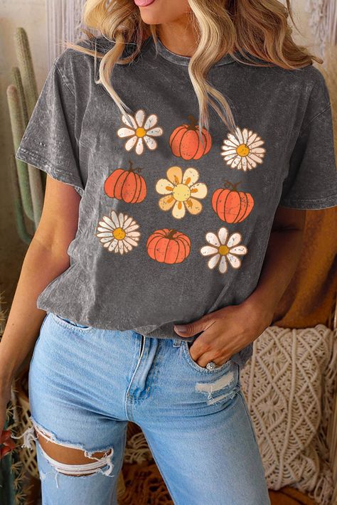 Tennessee Outfits, Glamour Outfit, Shift Pattern, Black Pumpkin, Amazing Ideas, Floral Print Shorts, Vintage Western, Soft Tops, Floral Style